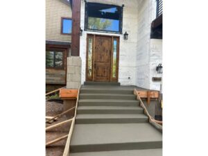 Professional concrete contractor steps